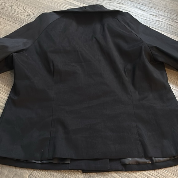 Samuel Dong Black Pea Coat - Picture 10 of 10